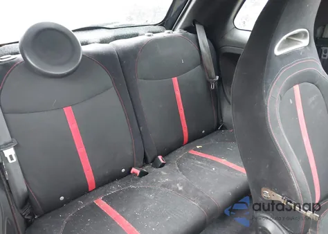 2015 Fiat 500 Abarth z USA, uszkodzony, nr VIN 3C3CFFFH7FT568192